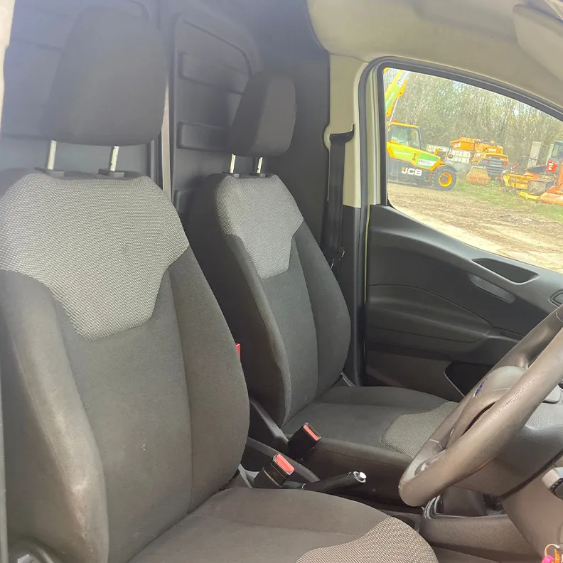 Ford Transit Courier Van 2015